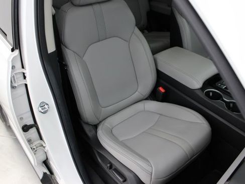 Used 2025 Honda Pilot Touring image 68