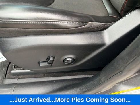 Used 2020 Jeep Cherokee Trailhawk w/ Cold Weather Group AWD/4WD image 11