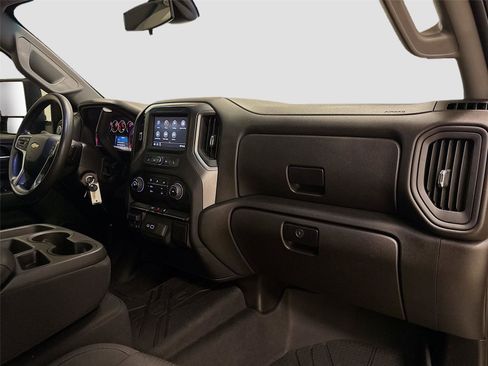 Used 2023 Chevrolet Silverado 2500 Custom w/ Custom Convenience Package image 27