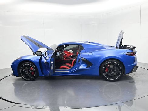Used 2022 Chevrolet Corvette Stingray Premium Conv w/ Z51 Performance Package RWD image 72