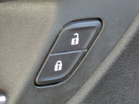 Certified 2025 Chevrolet TrailBlazer LT image 25