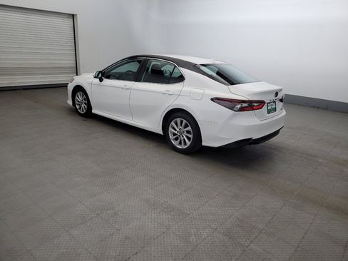 Used 2021 Toyota Camry LE FWD image 3