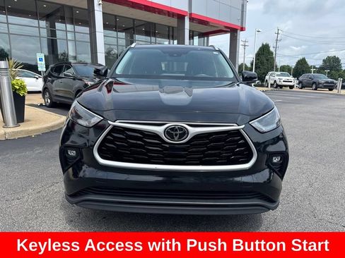 Used 2024 Toyota Highlander XLE FWD image 10