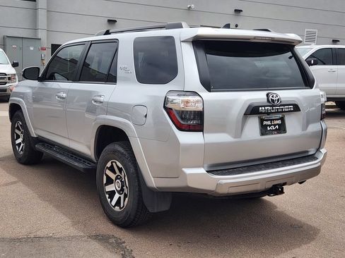 Used 2023 Toyota 4Runner TRD Off-Road Premium w/ Moonroof Package AWD/4WD image 7