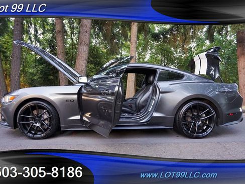 Used 2017 Ford Mustang GT Premium image 25