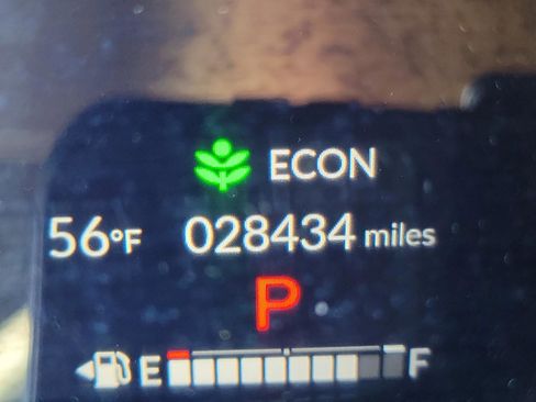 Certified 2025 Honda HR-V Sport image 23