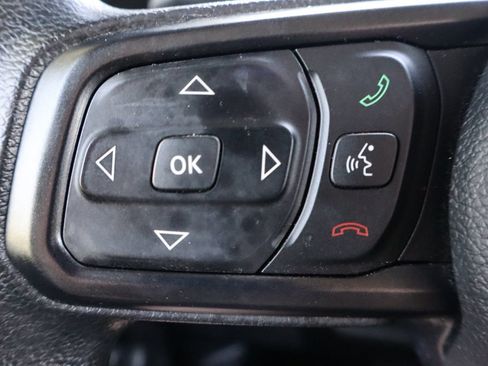 Used 2018 Jeep Wrangler Unlimited Sport AWD/4WD image 28