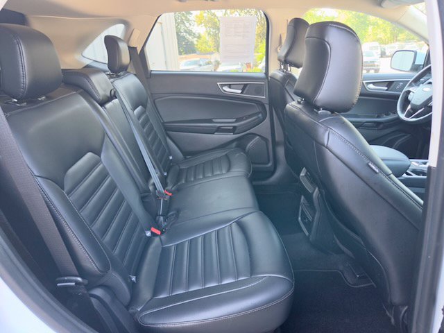 Used 2024 Ford Edge SEL AWD/4WD image 10