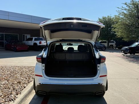 Used 2019 Nissan Murano SV FWD image 5