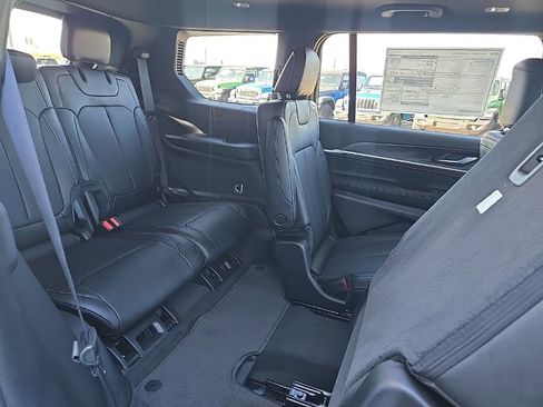 New 2026 Jeep Grand Cherokee L Limited image 93