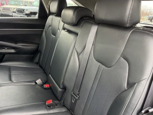 Used 2021 Kia Sorento S w/ Panoramic Sunroof Package image 38