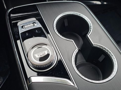 New 2026 Cadillac Lyriq Signature Sport image 32