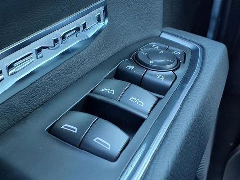 New 2026 GMC Sierra 1500 Denali w/ Denali Reserve Package image 17