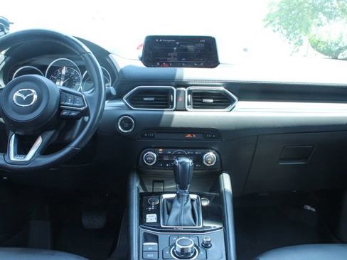 Used 2018 MAZDA CX-5 Touring w/ Preferred Equipment Package AWD/4WD image 17