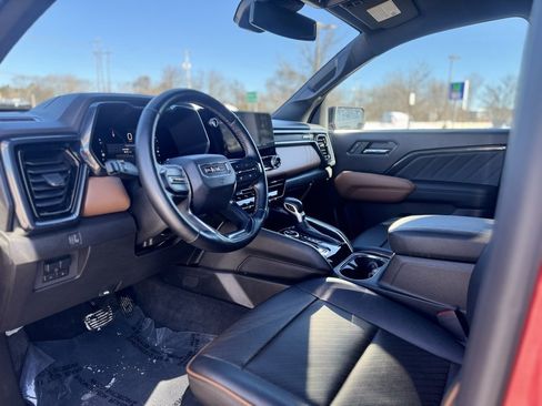 Used 2023 GMC Canyon AT4 w/ AT4 Premium Package image 14