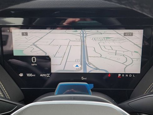 New 2025 GMC Yukon XL Elevation image 25