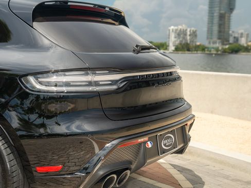 Used 2022 Porsche Macan GTS AWD/4WD image 13