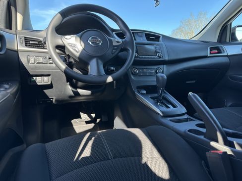 Used 2018 Nissan Sentra S image 16
