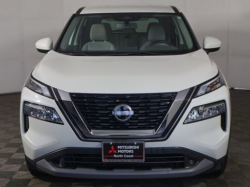 Used 2023 Nissan Rogue SV AWD/4WD image 9