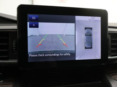 Used 2020 Ford Explorer Limited w/ Class III Trailer Tow Package AWD/4WD image 17