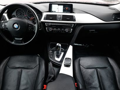 Used 2017 BMW 320i xDrive Sedan