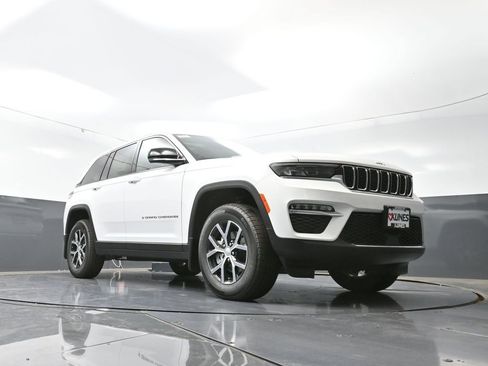New 2025 Jeep Grand Cherokee Limited w/ Trailer Tow Package image 49