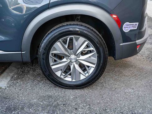 Used 2019 Hyundai Nexo Blue image 5