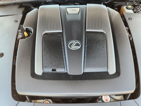 Used 2018 Lexus LS 500 F Sport w/ Accessory Package (Z2) AWD/4WD image 17