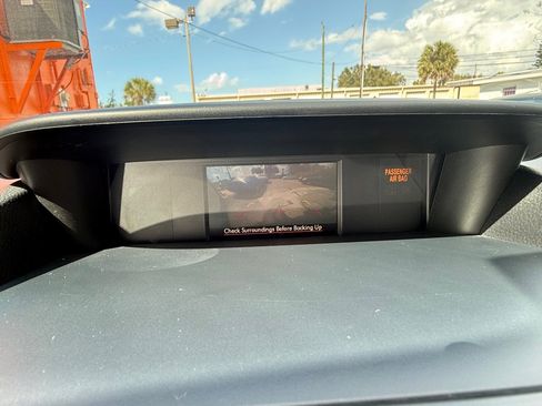 Used 2015 Subaru Forester 2.5i w/ Alloy Wheel Package image 16