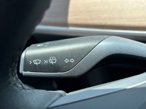 Used 2023 Tesla Model 3 Standard Range RWD image 16