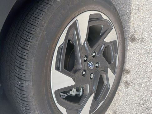 Used 2025 Subaru Crosstrek 2.5i Limited w/ Popular Package #3A image 5