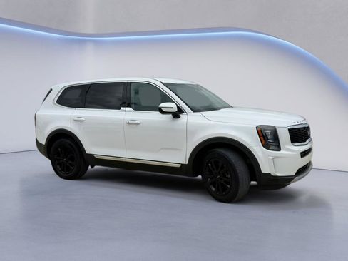 Used 2022 Kia Telluride LX AWD/4WD image 9