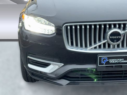 Certified 2024 Volvo XC90 T8 Ultimate w/ Protection Package Premier image 11