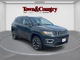 Used 2018 Jeep Compass Limited w/ Navigation Group image 1