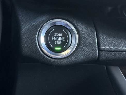 Used 2023 Buick Envision Preferred image 15