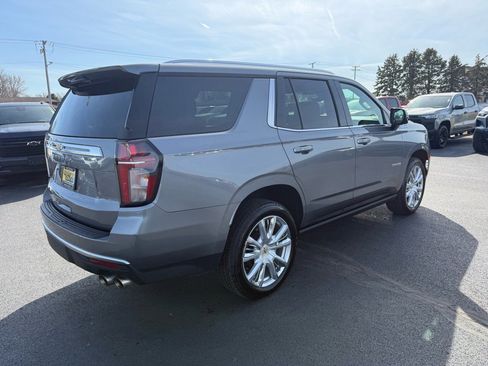 Used 2022 Chevrolet Tahoe High Country w/ Premium Package image 5