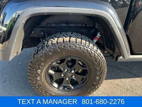 Used 2020 Jeep Gladiator Rubicon AWD/4WD image 7