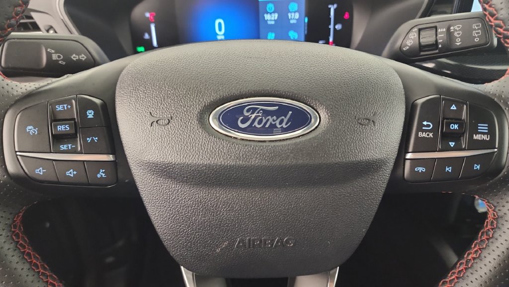 Used 2024 Ford Escape ST-Line w/ Tech Pack #1 AWD/4WD image 12