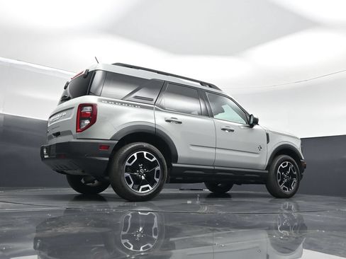 Used 2023 Ford Bronco Sport Outer Banks w/ Tech Package AWD/4WD image 46