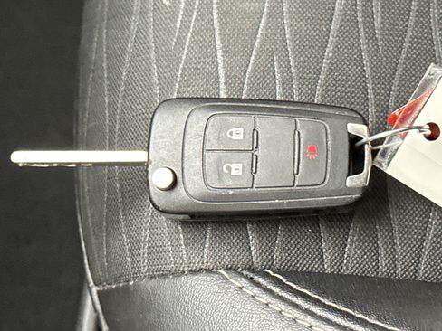 Used 2016 Buick Encore FWD image 34