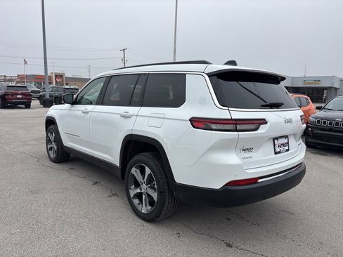 New 2025 Jeep Grand Cherokee L Limited image 5