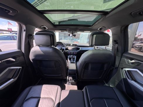 Used 2023 Audi Q3 2.0T Premium image 9