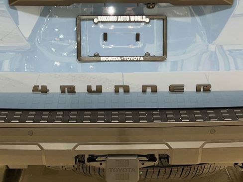 New 2025 Toyota 4Runner TRD Off-Road Premium image 10