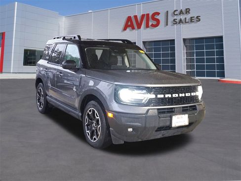 Used 2025 Ford Bronco Sport Outer Banks image 9