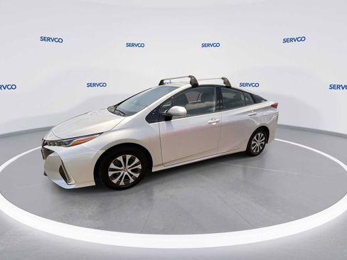 Used 2020 Toyota Prius Prime LE FWD image 4