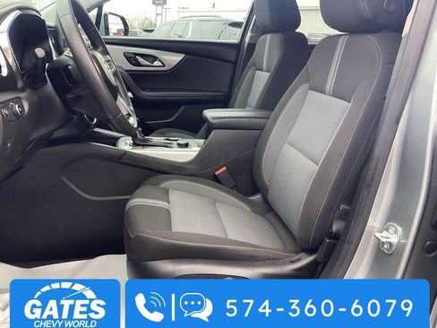 Used 2025 Chevrolet Blazer LT image 13