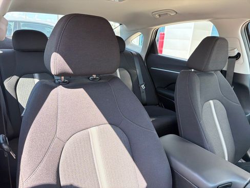 Used 2025 Hyundai Sonata SEL FWD image 28