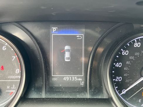 Used 2022 Toyota Camry SE FWD image 28