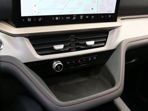 New 2025 Ford Explorer Active w/ Active Comfort Package image 21