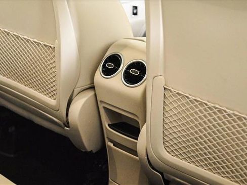 Certified 2023 Mercedes-Benz GLB 250 4MATIC w/ Premium Package image 19